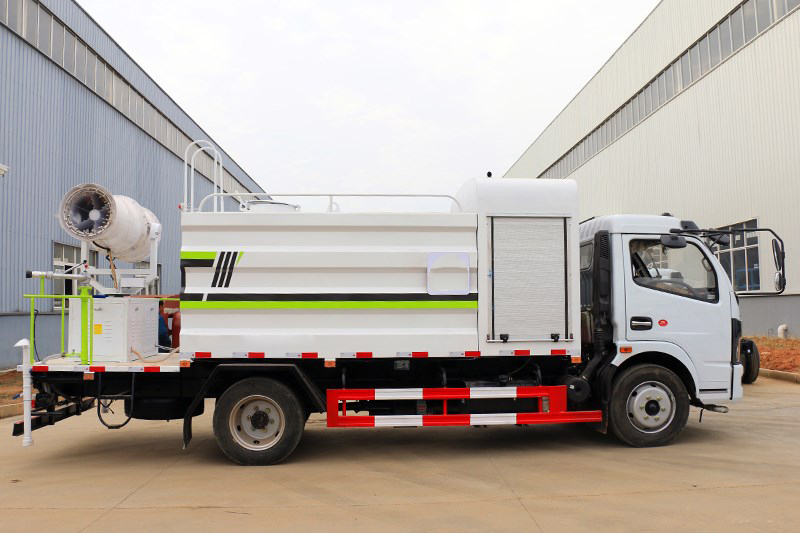國(guó)六東風(fēng)大多利卡 8噸 抑塵車