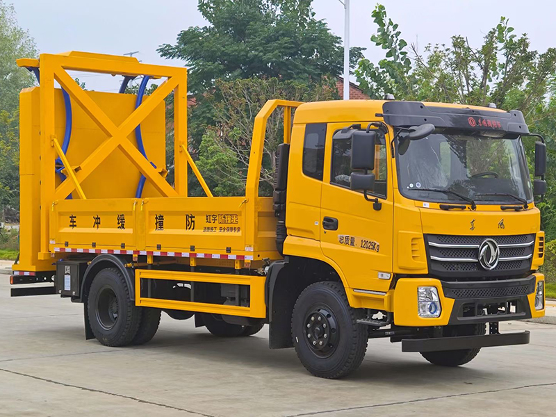 東風k6防撞緩沖車